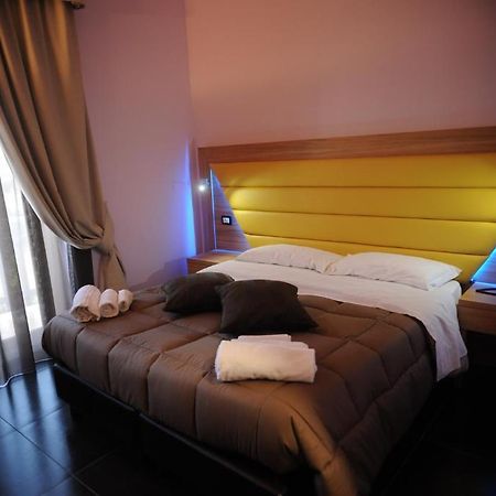 Ostia Antica Suite B&B Екстер'єр фото