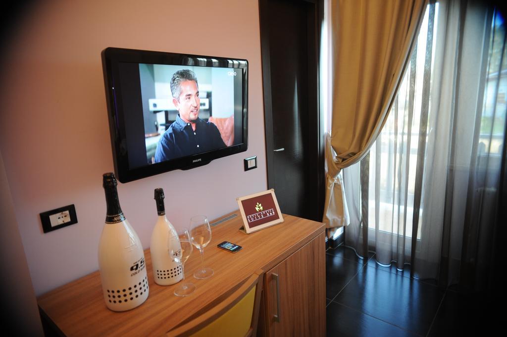 Ostia Antica Suite B&B Екстер'єр фото