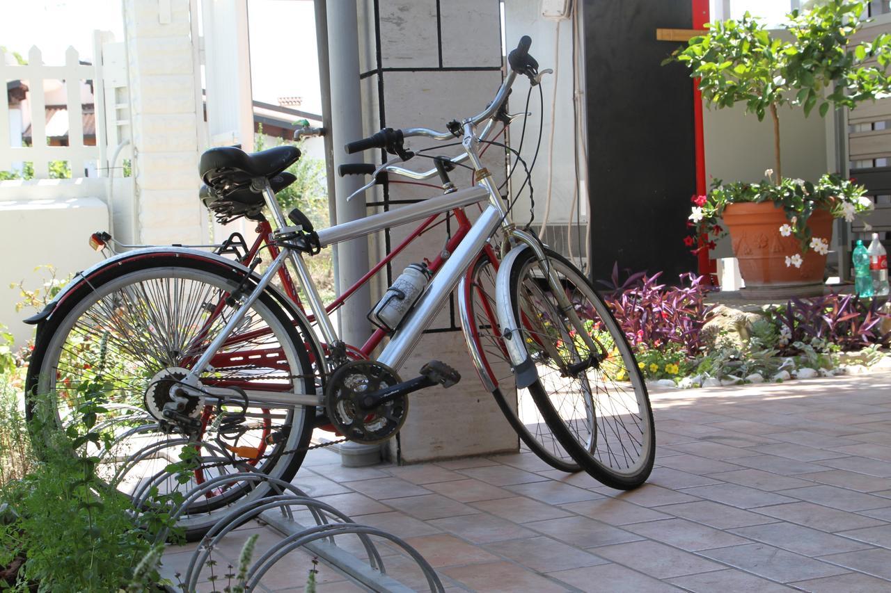 Ostia Antica Suite B&B Екстер'єр фото
